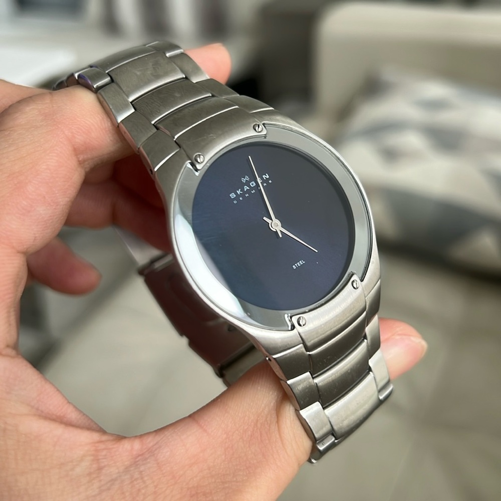 SKAGEN Denmark Royal Blue Mens Ultra-Thin Watch - Steel & Quartz